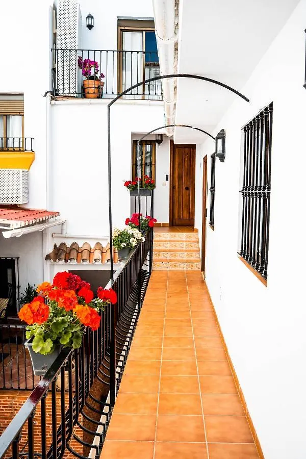 Apartahotel Marbella Village