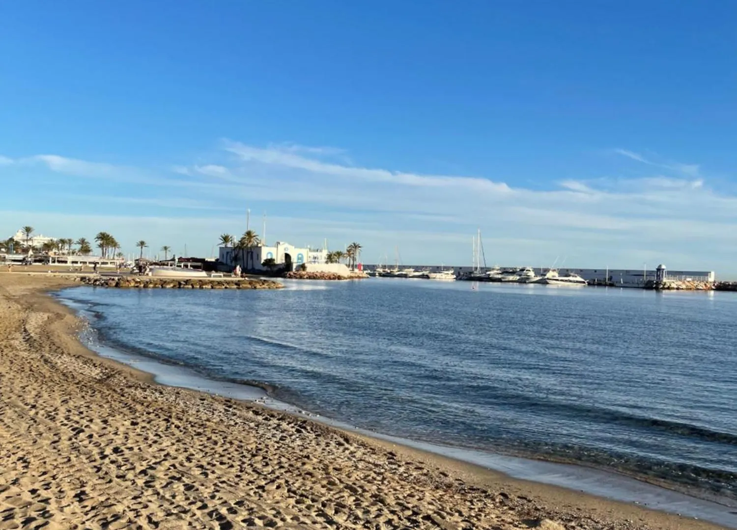 Marbella Village 0*,